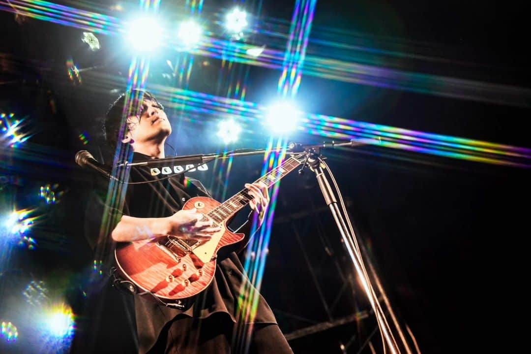 KANA-BOONさんのインスタグラム写真 - (KANA-BOONInstagram)「⁡ ⁡【藤桜祭 2023 KANA-BOON Special Live】⁡  2023.10.28 日本大学 生物資源科学部 学園祭  学生さんの熱狂を見ることができました！ ありがとうございました〜！✨  ⁡⁡photo by @akaikai_69 ⁡⁡ ⁡⁡⁡ ⁡#日本大学生物資源科学部 #藤桜祭 ⁡#KANABOON」11月20日 23時34分 - kanaboon_official_insta
