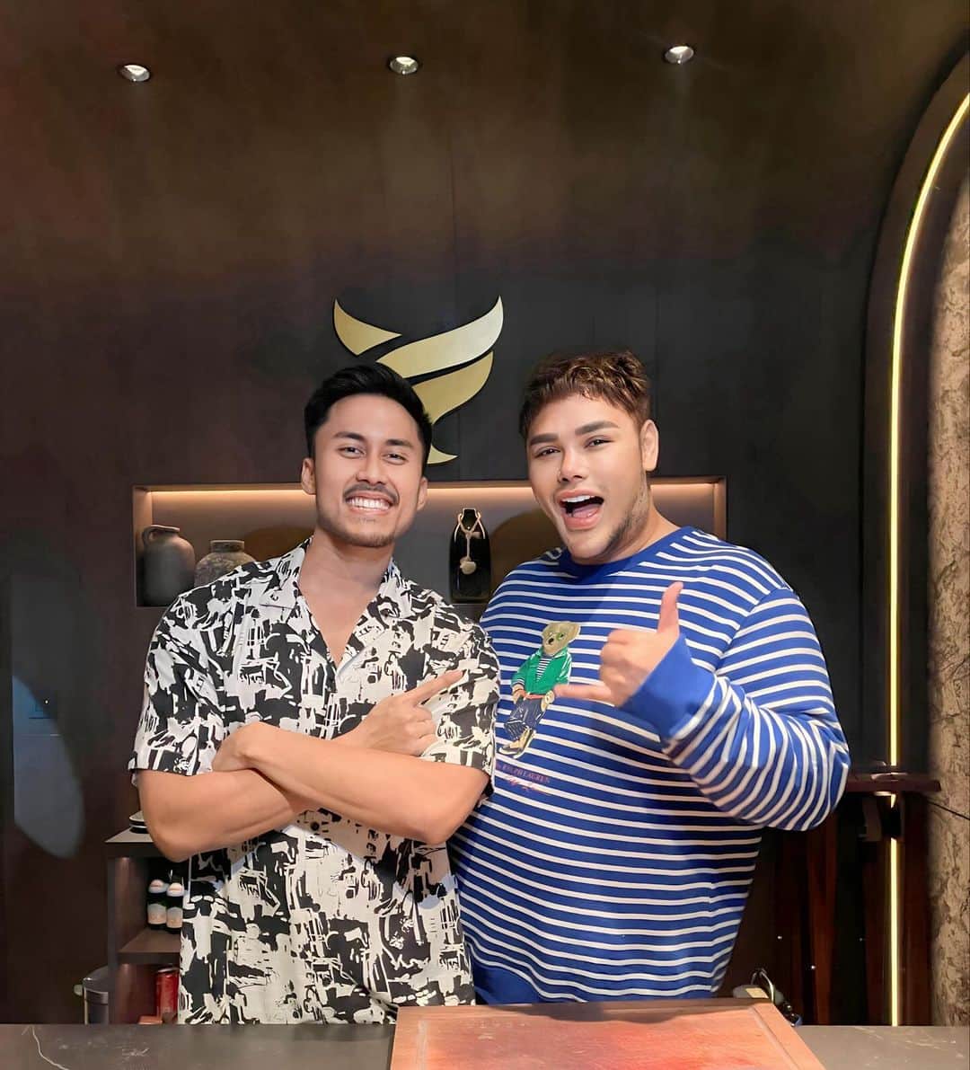 Ivan Gunawanのインスタグラム：「. Savoring the moment with @dimsthemeatguy– a carnivorous adventure filled with the finest steaks and unforgettable memories at @meatguysteakhouse  #MeatLoversUnite #Dimsthemeatguy #steakhouse」