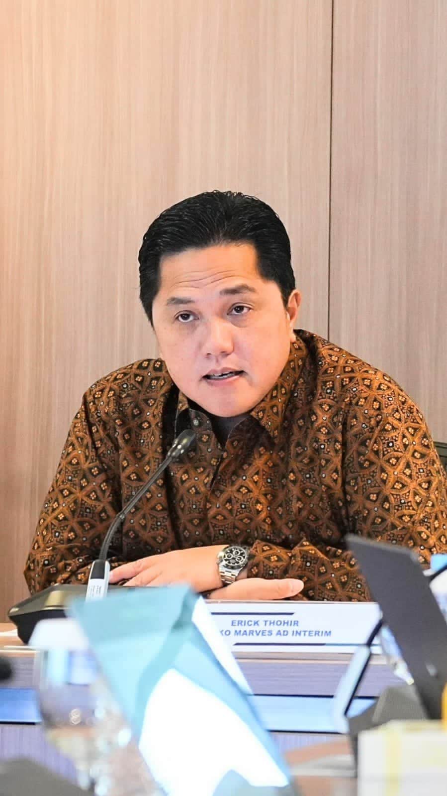 のインスタグラム：「Hari ini saya memimpin Rapat Koordinasi Sistem Informasi Mineral dan Batubara Antar Kementerian/Lembaga (SIMBARA). Kami terus mendorong penggunaan Layanan Digital Terpadu untuk meningkatkan efektivitas pengawasan dan peningkatan layanan publik untuk mengoptimalkan penerimaan negara.  Penggunaan Layanan Digital Terpadu penting untuk mendorong hilirisasi Sumber Daya Alam yang akan menjadi salah satu kekuatan ekonomi Indonesia untuk menjadi negara maju. Semoga SIMBARA bisa memberikan manfaat besar kepada dunia pertambangan Indonesia」