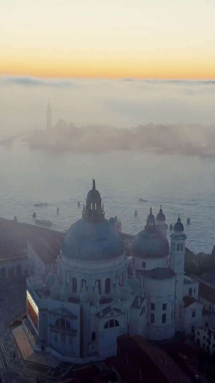 クリスティーズのインスタグラム：「This exceptional pair of views of Venice by Canaletto was painted in around 1734 when he was at the height of his powers as the outstanding Italian view painter of his time. ⁣ ⁣ Like most of his finest works of the period, the two canvases were painted for an English patron for whom the merchant Joseph Smith, later the consul in Venice, acted as agent. ⁣ ⁣ The pictures depict the Molo from the Bacino di San Marco and the mouth of the Grand Canal from the east. Understandably, both were, and remain, among the most evocative of Venetian subjects. ⁣ ⁣ Canaletto never repeated his compositions, but like musicians of his time knew how to vary them, shifting an angle of vision and varying the types and positions of the vessels that contributed so signally to his sense of recession. ⁣ ⁣ Canaletto (1697-1768) ‘Venice: The Mouth of the Grand Canal from the East; and The Molo, with the Piazzetta and the Doge’s Palace, from the Bacino’. Estimate: £8,000,000 – £12,000,000. ⁣ ⁣ 🗓 Old Masters Part I: 7 December Live Auction 2.30PM GMT.⁣ ⁣ #canaletto」
