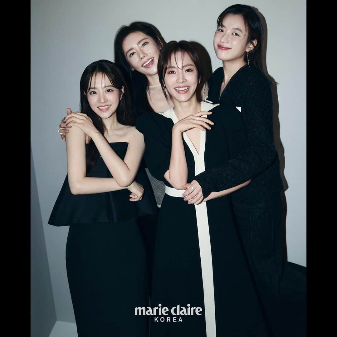 パク・ボヨンさんのインスタグラム写真 - (パク・ボヨンInstagram)「함께해서 더욱 따뜻했던  unicef team 💙 BH @marieclairekorea」11月21日 10時11分 - boyoung0212_official