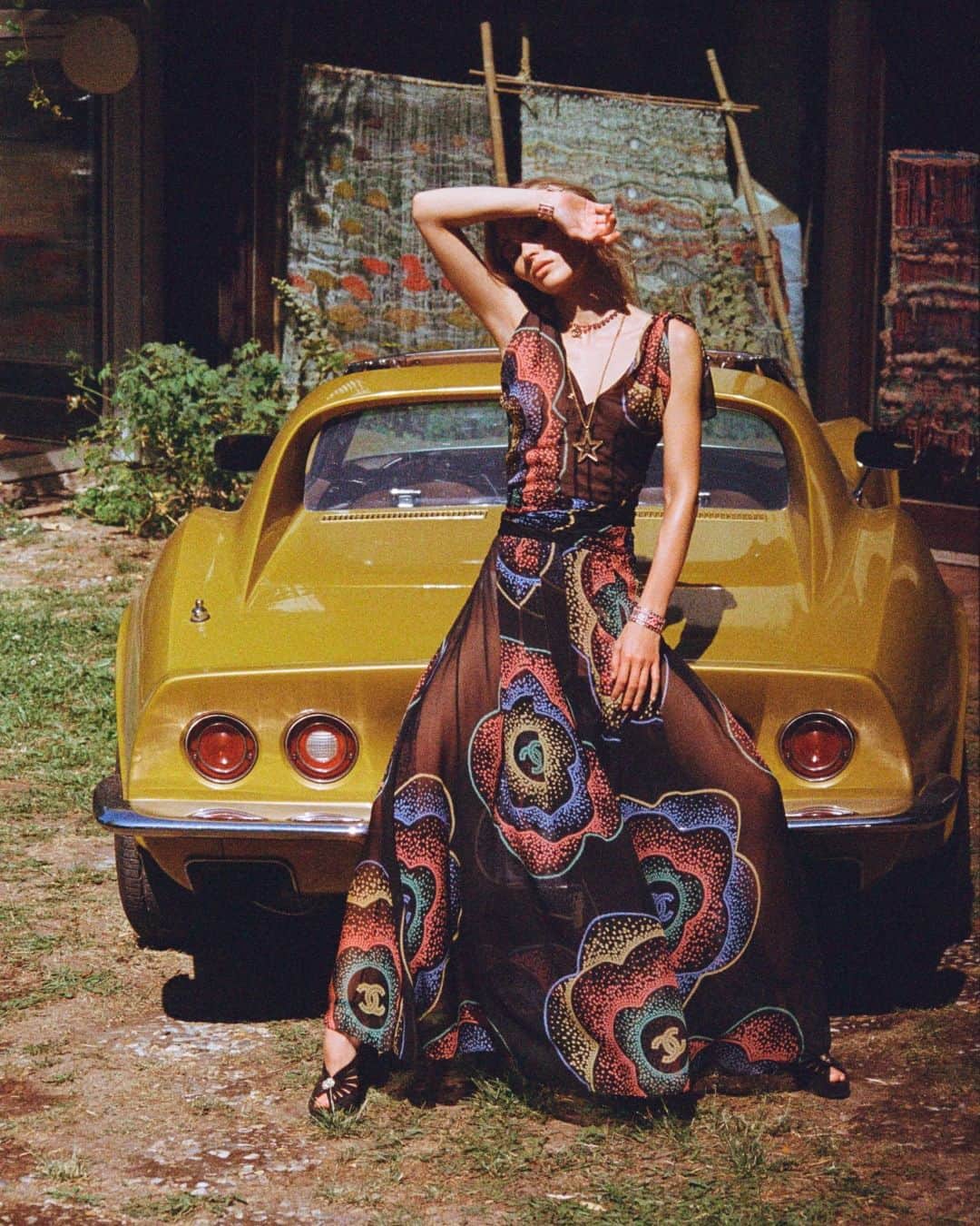 シャネルのインスタグラム：「A cinematographic silhouette – actress and House ambassador Lily-Rose Depp wears a floral dress infused with a 70s spirit from the CHANEL Cruise 2023/24 collection.  Photographed by Henrik Purienne.  #CHANELCruise @Purienne @LilyRose_Depp」