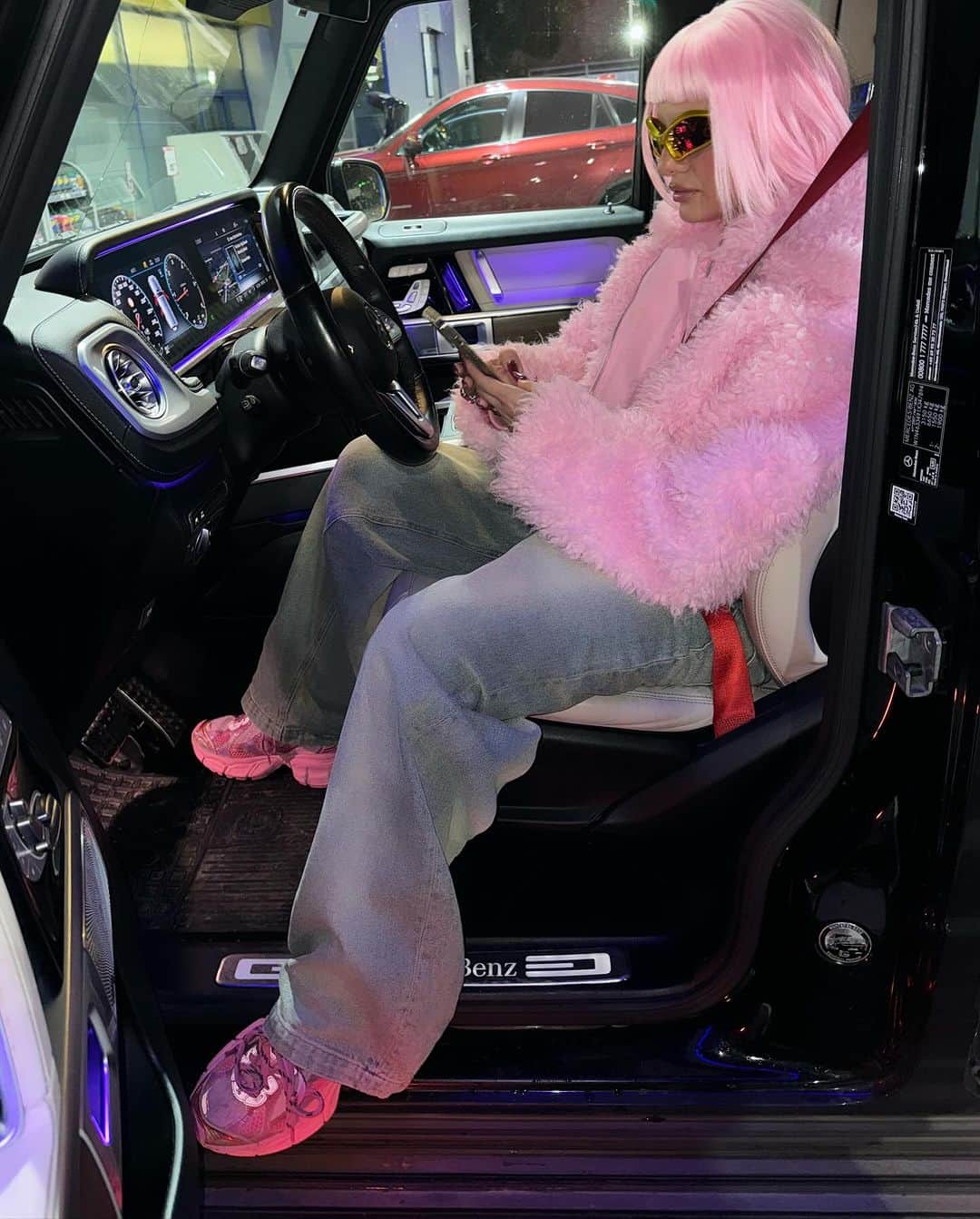 アレクサンドラ・スタンさんのインスタグラム写真 - (アレクサンドラ・スタンInstagram)「50 shades of pink 🍄🌈」11月21日 2時08分 - alexandrastan