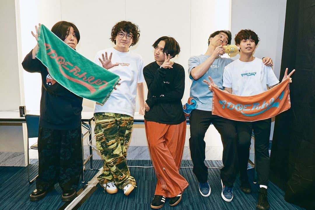 マカロニえんぴつさんのインスタグラム写真 - (マカロニえんぴつInstagram)「_  アリーナツアー東京公演（国立代々木競技場第一体育館） お越しいただいた皆さん、ありがとうございました‼️🙏✨  DAY1📸①  photo by 酒井ダイスケ @imdaisukesakai  #マカロックツアー #マカロックツアーvol16 #大人の涙 #マカロニえんぴつ」11月21日 2時09分 - macaroniempitsu_official