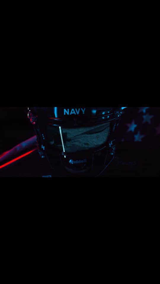 Under Armourのインスタグラム：「Semper Deep  #GoNavy | #RollGoats | #SilentService」