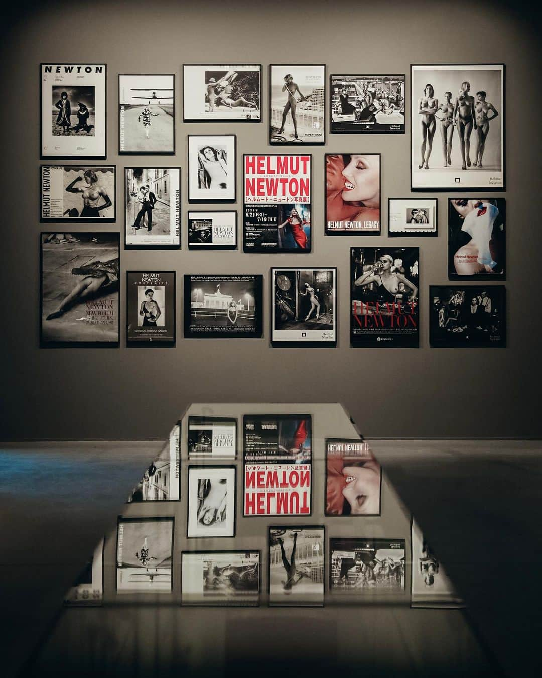 クラウディア・シファーさんのインスタグラム写真 - (クラウディア・シファーInstagram)「Incredible to see the work of my late friend and incredible fashion photographer Helmut Newton celebrated in a new exhibition at @themopfoundation in A Coruña, Spain. On display until 1 May, 2024 ♥️  @helmutnewtonfoundation for @VanityFair, 1992」11月21日 2時38分 - claudiaschiffer