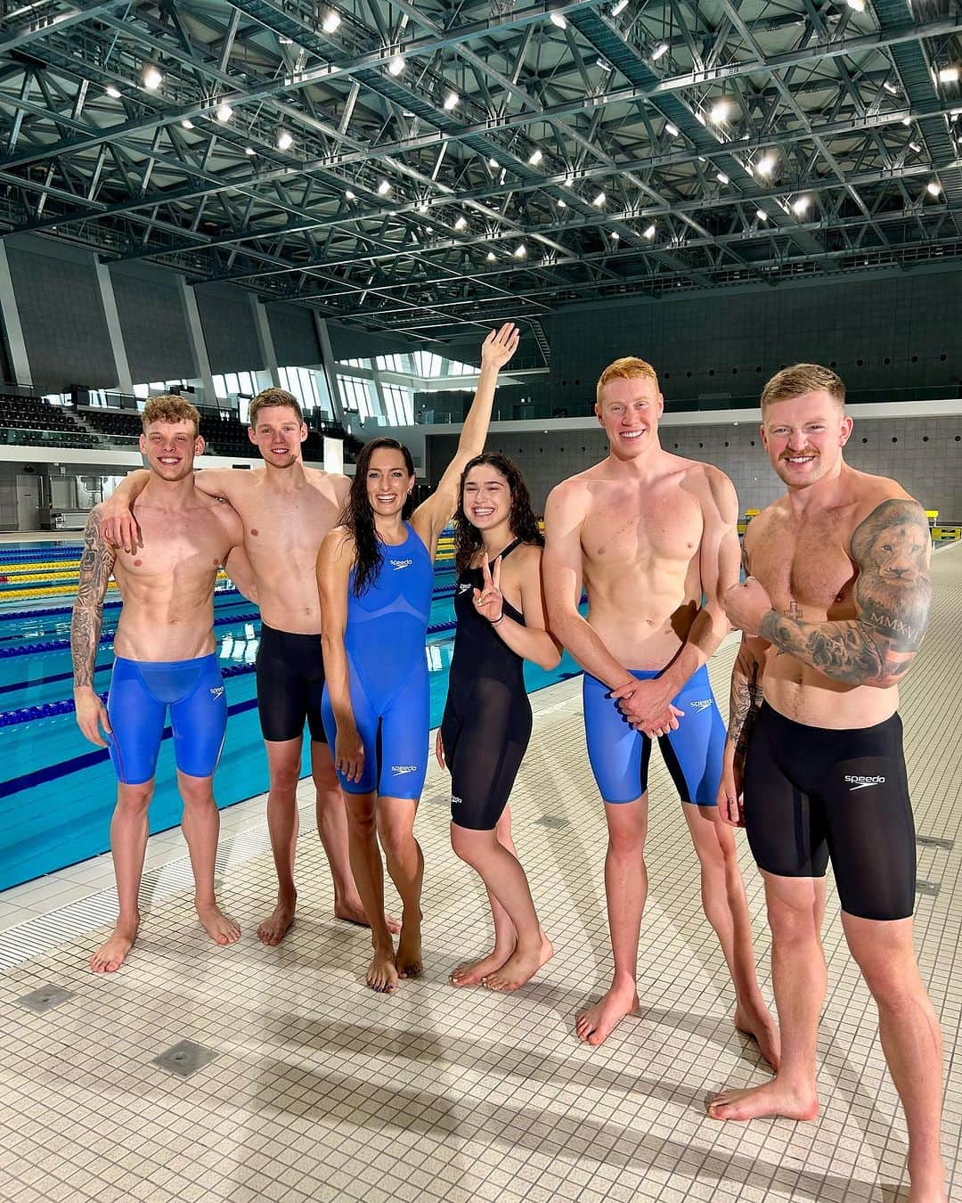 スピードのインスタグラム：「Behind the Fastskin LZR 2.0 Photoshoot where we brought together 17 of the fastest swimmers on the planet. 🔥  Join the Fastest team. Get your Fastskin 2.0 suit now at Speedo.com. #FastskinLZR」