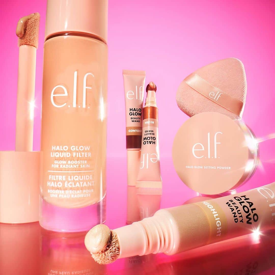 e.l.f.さんのインスタグラム写真 - (e.l.f.Instagram)「Black Friday sale starts TODAY! 🛍️ Here's the e.l.f.ing scoop:   Beauty Squad Loyalty Program members (it's free & easy to join!) get: 💖 30% off orders $35+  💖 A FREE full-size gift when you spend $45+ 💖 Plus, FREE SHIPPING!  SWIPE for some holiday gift inspo for your Black Friday shopping ➡️ ✨ Power Grip Primer + 4% Niacinamide, $10 ✨ Halo Glow Blush Wand, $9 ✨ O FACE Satin Lipstick, $9 ✨ Lash 'N Roll Mascara, $6 ✨ Halo Glow Liquid Filter, $14 ✨ Halo Glow Contour Wand, $9 ✨ Halo Glow Powder Puff, $4 ✨ Halo Glow Setting Powder, $8 ✨ Halo Glow Highlight Wand, $9  Use our #linkinbio to shop now - Beauty Squad is free and easy to join! 👏   #elfcosmetics #eyeslipsface #elfingamazing #crueltyfree #vegan #blackfriday #blackfridaysale」11月21日 5時01分 - elfcosmetics