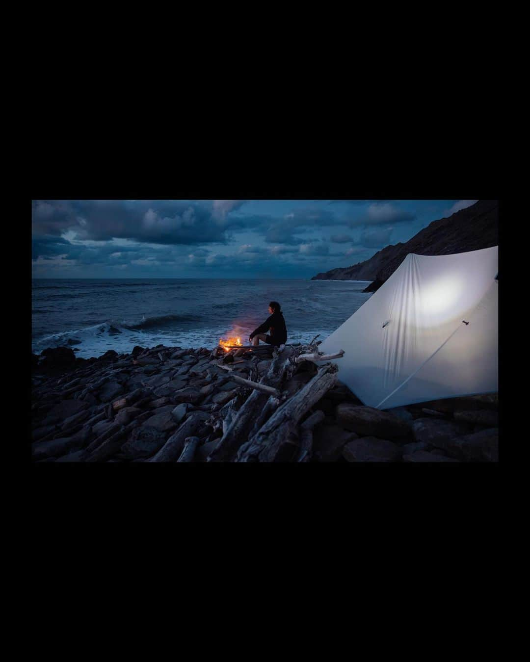 Alex Strohlさんのインスタグラム写真 - (Alex StrohlInstagram)「July on the Basque Coast shooting a little something for Prada. Making miss that warm summer breeze and those 10pm sunsets…」11月21日 5時15分 - alexstrohl