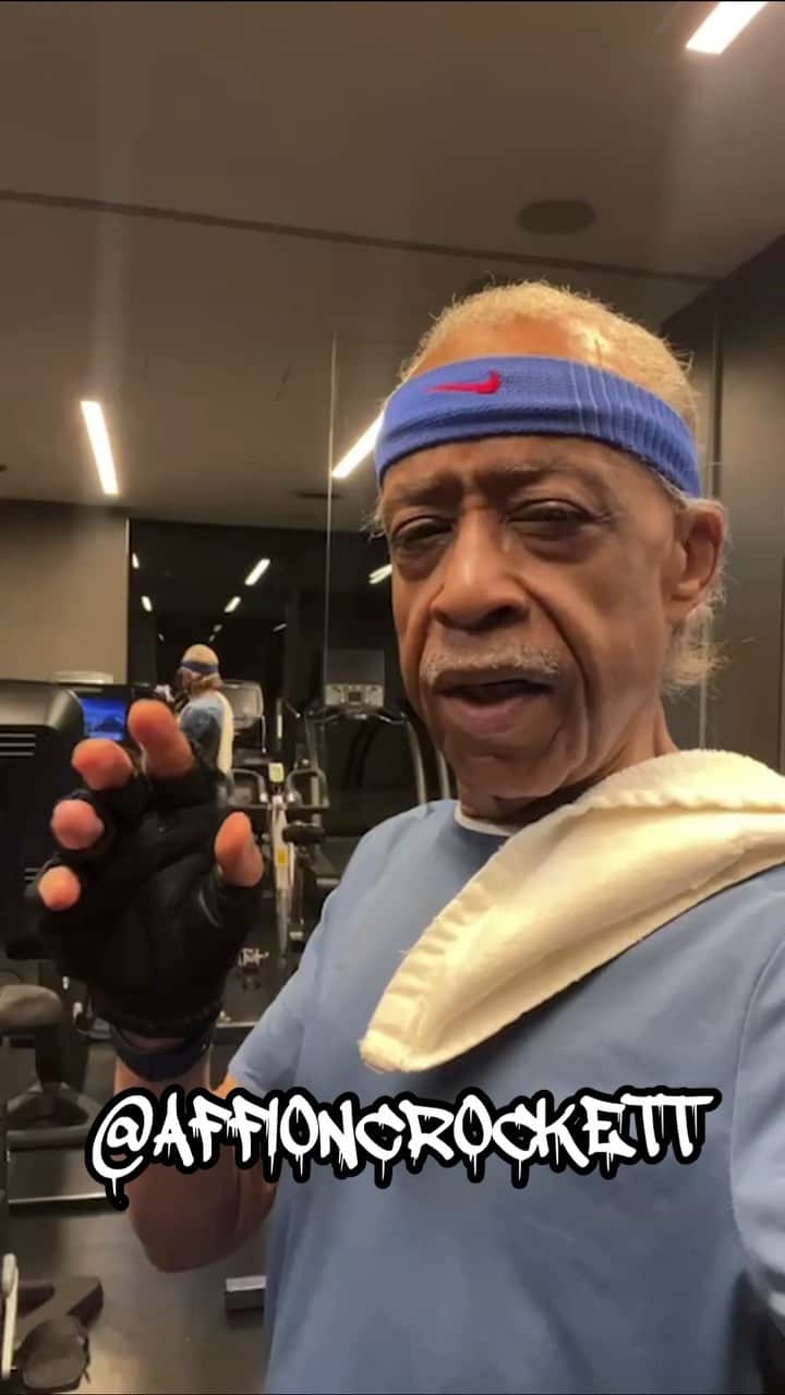 アフィオン・クロケットのインスタグラム：「REVEREND AL SAID IT‼️ COME SEE ME AT ARLINGTON IMPROV NOV 30 - DEC 3‼️ BUY TICKETS NOW‼️ www.IMPROVTX.com 🎟️🎟️🎟️🔥🔥🔥」