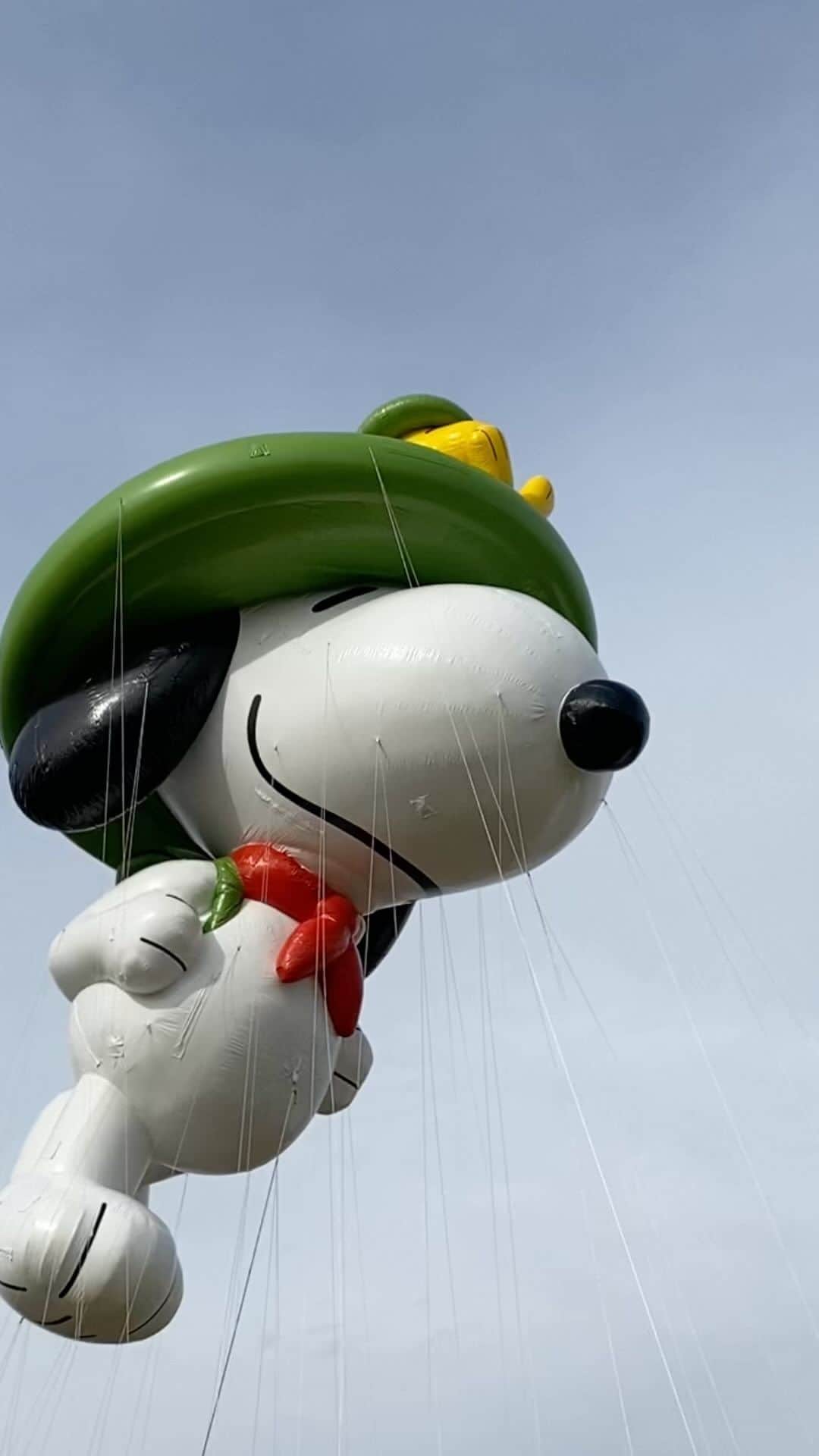 スヌーピーのインスタグラム：「Are you ready for adventure? We’re kicking off the 50th Anniversary of the Beagle Scouts with a brand new balloon in the 97th Macy’s Thanksgiving Day Parade! Will you be watching Thursday morning? #macysparade」