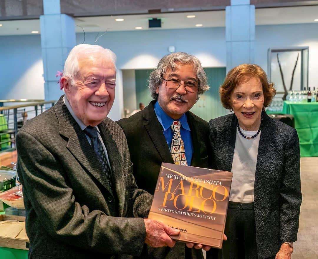 Michael Yamashitaのインスタグラム：「The world is saying good-bye today to a remarkable woman, Rosalynn Carter, who shared a 77-year marriage and partnership with former President Jimmy Carter. I was honored to meet both Carters when my work on the Silk Road was exhibited at the Jimmy Carter Presidential Library and Museum in Atlanta in 2017. I will always remember how gracious and engaged Mrs. Carter was as I led the Carters through my exhibit, as well as the obvious love and respect her husband had for her. @thecartercenter #rosalynncarter #cartercenter」