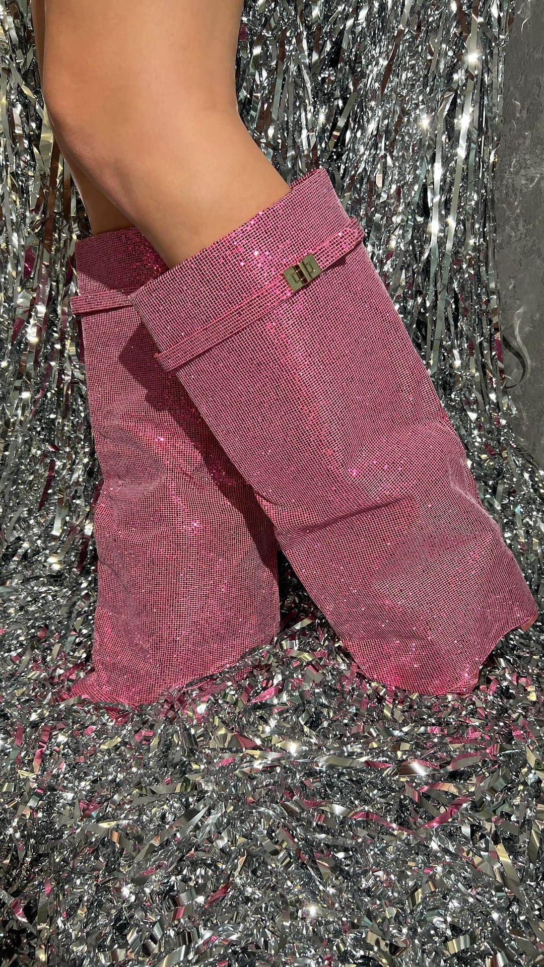 Public Desireのインスタグラム：「Party season approved 💖  🔎 Echo £10.00/$25.00 - up to 80% off sale is live now sitewide 💸」