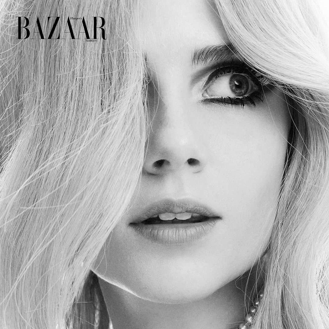 JO BAKERさんのインスタグラム写真 - (JO BAKERInstagram)「L U C Y • B O Y N T O N 🇬🇧 Doe Eyed 60’s Bambi Dolly vibes…. On #lucyboynton for @harpersbazaargermany shot by @sofiaandmauro ✨ Fashion director @kaimargrander  Hair @renatocampora  Nails @nails_by_yoko  Makeup by me #jobakermakeupartist using @chanel.beauty #skincare #prep and #base a large strawberry on the lips (see previous reel) with #desertroadtrip #eyeshadow palette +  #tarantulash #mascara @bakeupbeauty 💋‼️  #bambieyes #doeeyed #doeeyes #dolly #makeup #makeupartist #makeupartistsworldwide #makeupaddict #makeuplover #makeuplook #soft #60s #retro #vintage #glam #skincare @chanel.beauty @welovecoco #welovecoco @bakeupbeauty」11月21日 8時13分 - missjobaker