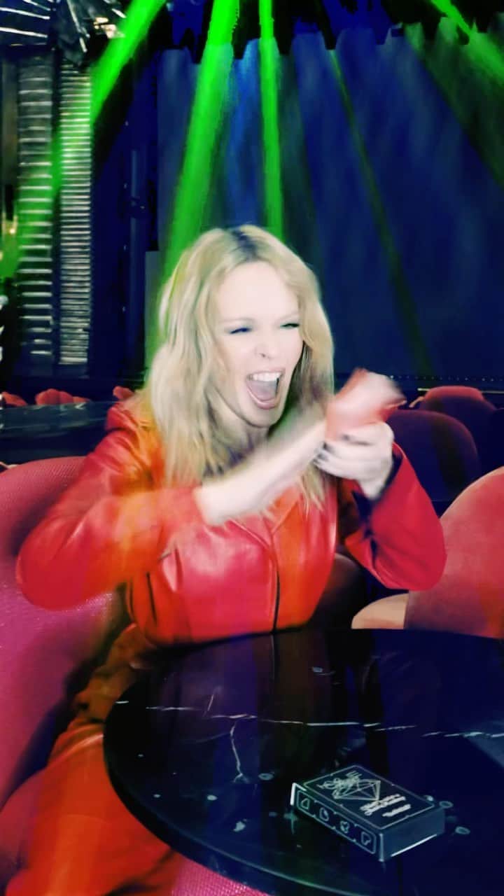 カイリー・ミノーグのインスタグラム：「Did somebody say Kylie Vegas merch at Kylie.com …. 🤭🃏」
