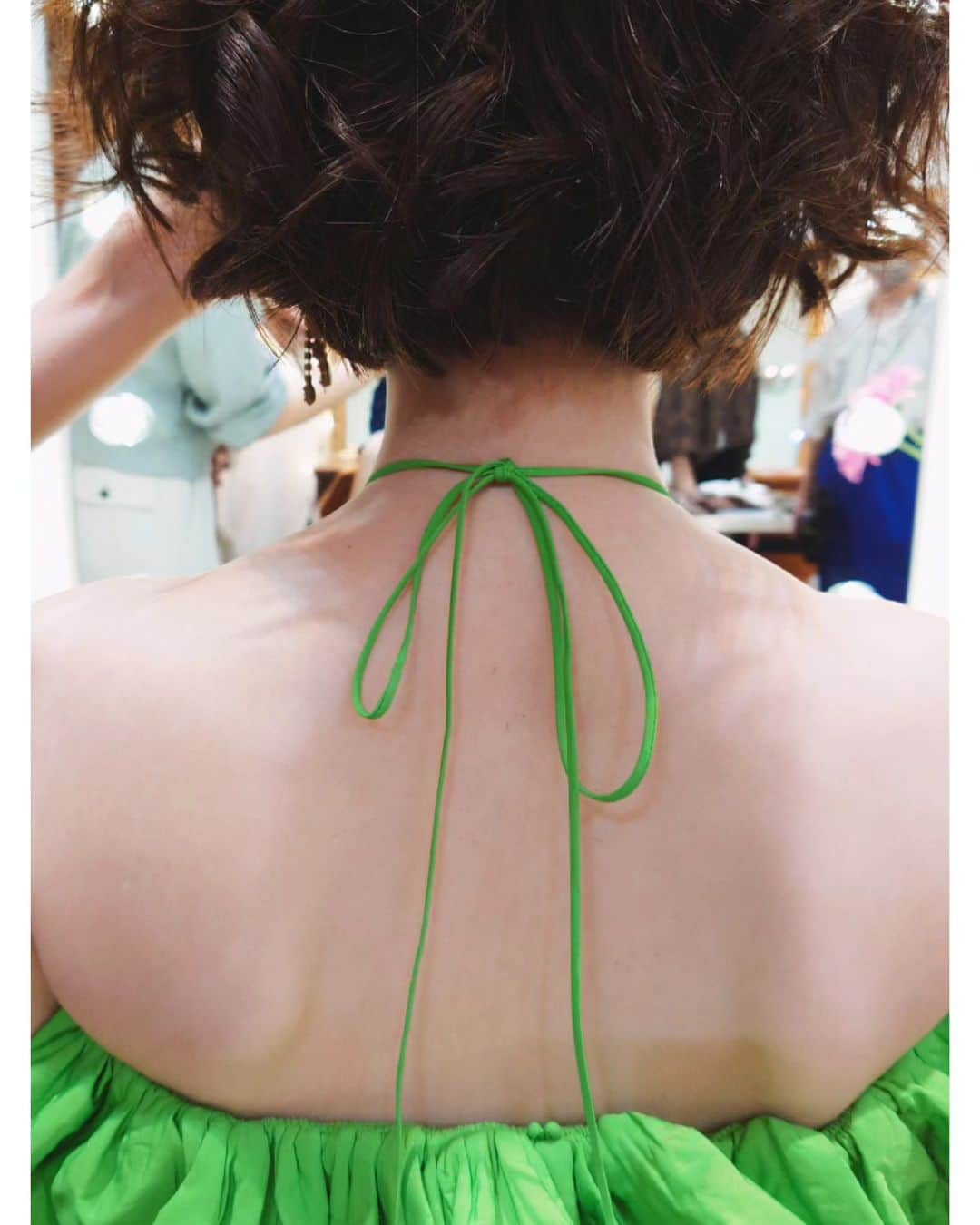 クマモトタツヤのインスタグラム：「. #kumaxSOMEONE . . . . . . #kumaxGIRLS #福岡のスイッチで髪切る女の子 #クマナリ #photobykumamoto」