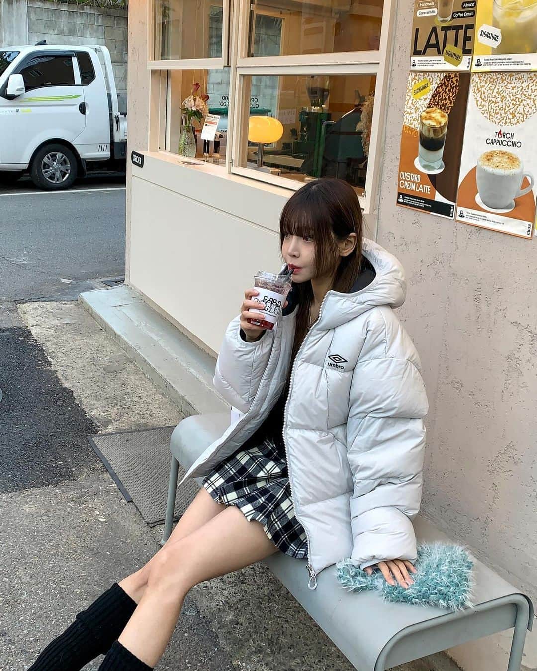 スアさんのインスタグラム写真 - (スアInstagram)「쪼~금 마니 추웠던 날들 🌬️」11月21日 18時42分 - midoricoo