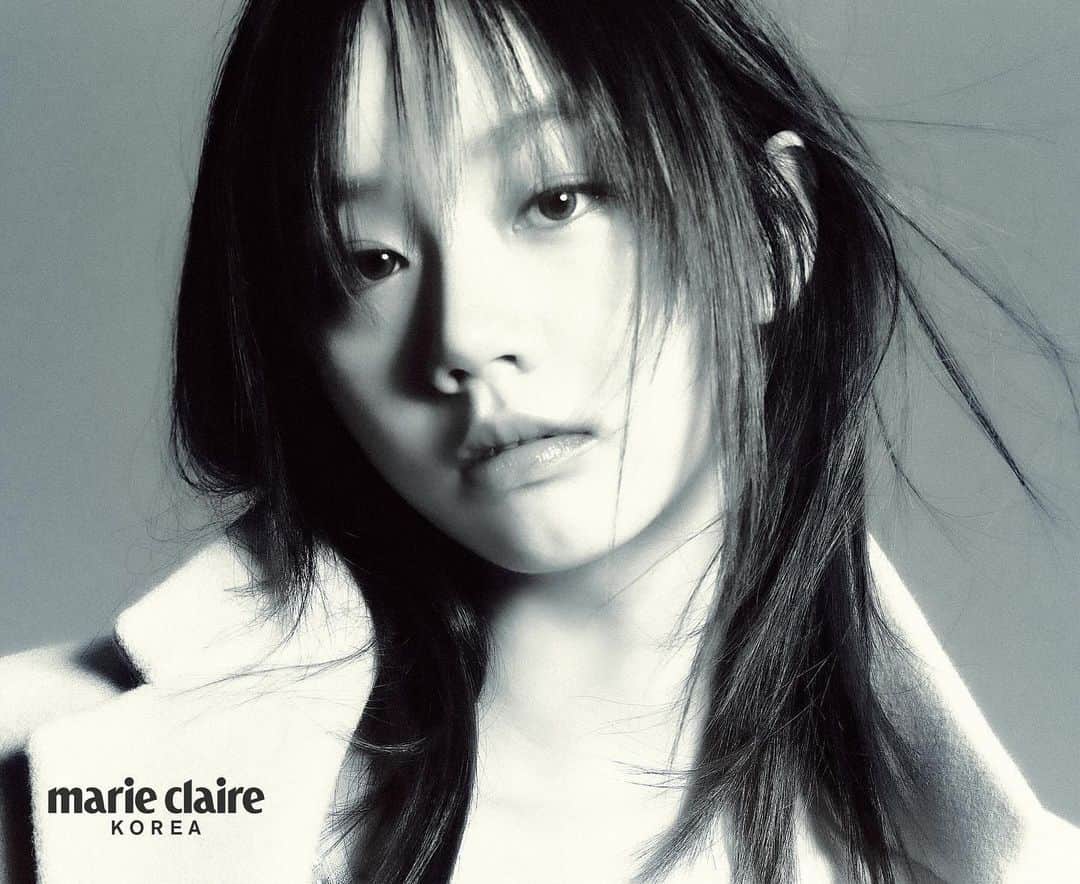 ヘリ さんのインスタグラム写真 - (ヘリ Instagram)「@marieclairekorea 🖤」11月21日 18時54分 - hyeri_0609