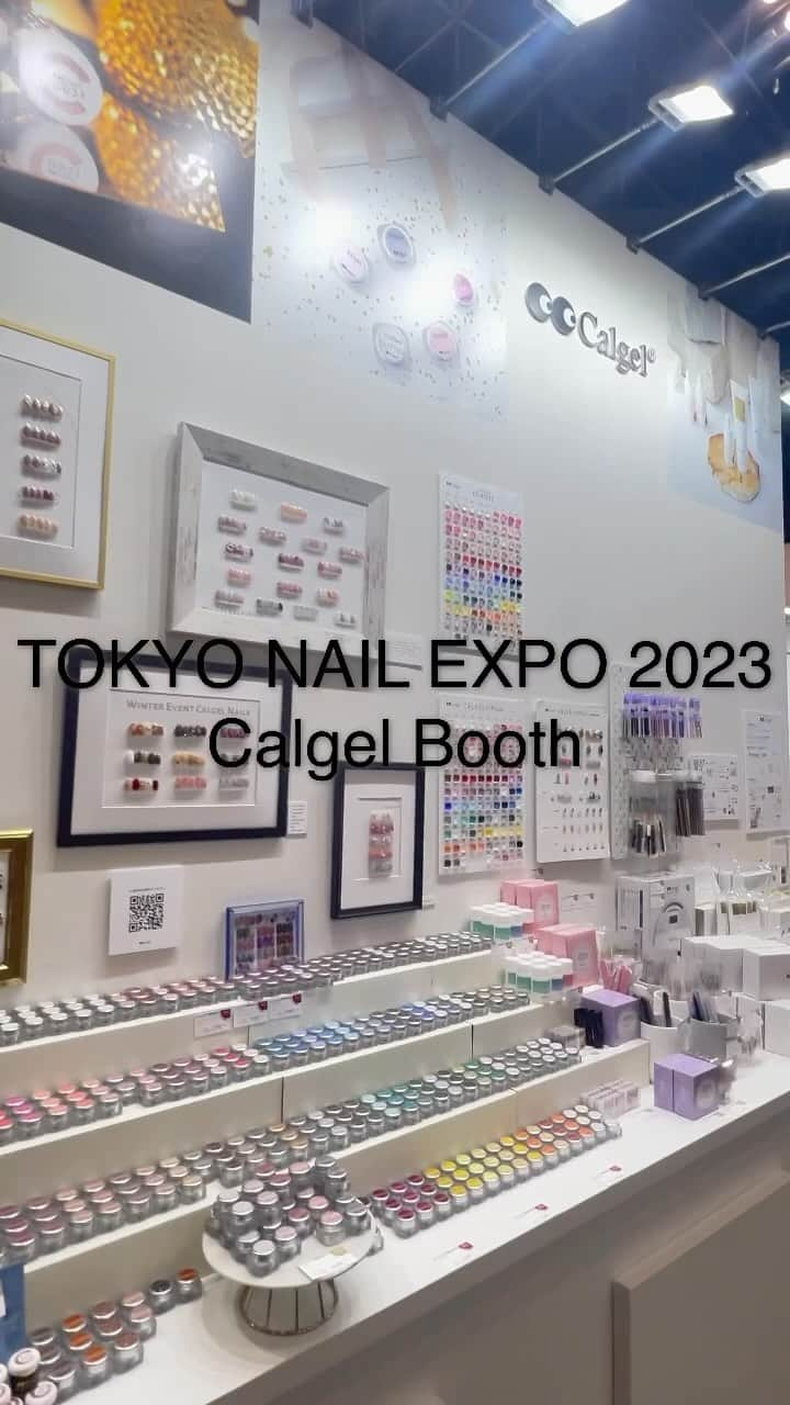 Calgelのインスタグラム：「TOKYO NAIL EXPO2023 Calgelブースにご来場いただき 誠にありがとうございました。  スペシャルデモンストレーター #カルジェルオフィシャルパートナー の先生がたと共に 長くご愛用いただいているお客様からカルジェルビギナーの方まで、 多くの方とお会いできたスペシャルな2日間となりました。 社員一同心より感謝申し上げます。  一部商品に欠品が出てしまいましたことお詫び申し上げます 皆様に喜んでいただけるコンテンツを企画して 次回のイベントへ準備してまいります！  また皆様にお会いできる機会を楽しみにしております🌟  Special Thanks...   Demonstrator： Misuzu Taga @misuzutaga  Mari Nakamura @mari_nakamura_calgel  Hiroko Kojima @hiroko_kojima.nailworks  TSUKI @tsuki_wonderland  GENKI @genki_ito    Calgel Official Partner： Sachi  @lea.salon.school  Hiromi Nakazato @nailsalon.melia  Meguri @nail_salon_neroli  Nobuaki Minami @minami.kuun  Eriko Ohno @eriko734711  Rin @nail_salon_de_anela  Rie Kubota @beige2883   #カルジェル #Calgel #CalgelCARE #カルジェル地爪スコア #ネイルケア #ハンドケア #ウェルビーケア #地爪ケア #ネイルエキスポ」