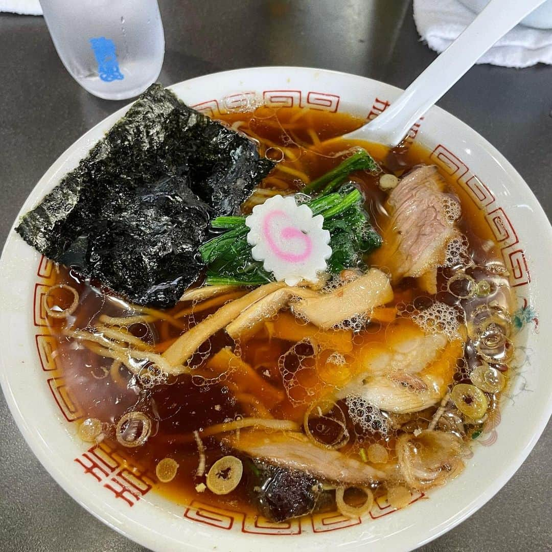 ステファニーさんのインスタグラム写真 - (ステファニーInstagram)「🍜🍥♨️ 完全なる青島。 このお風呂に浸かりたい。 #love #yummy #ramen #青島 #ラーメン #麺スタグラム」11月21日 19時02分 - steph_0928_