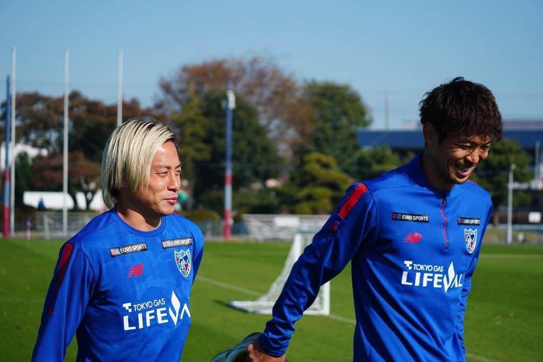 FC東京オフィシャルグッズのインスタグラム：「🔵🔴 ホーム最終戦に向けて🔥 @fctokyoofficial  #FC東京 #fctokyo #tokyo」