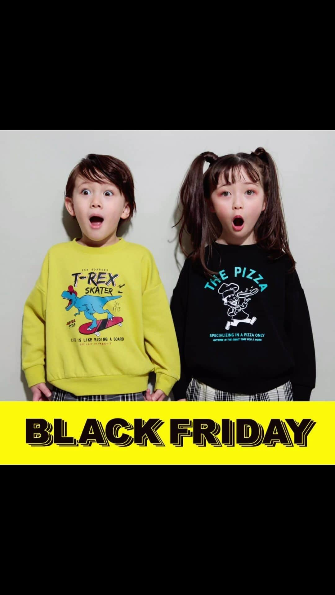 branshesのインスタグラム：「＼MAX40%OFF／ BLACK FRIDAY 好評開催中!!🏴⚡️ ⁡ 年に一度のスペシャルプライス！ BLACK FRIDAY まだまだ続きます💣📢 ⁡ ワンピースやアウターさらにブーツまで驚きの価格に🫣!!! 詳しくは動画をチェック🔍 ⁡  そしてなんと!! 大好評につき第二弾やっちゃいます✨ 各960枚オンライン限定のおまとめクーポン配布!! 無くなり次第終了となるので、お早めに👀♡ ⁡ ※オンラインショップイベントは11/28 12:59までとなります。 ⁡ #ブラックフライデー#blackfriday#branshes #ブランシェス #instafashion #キッズコーデ #キッズファッション #ベビーファッション #子供服 #童装 #子供服通販 #親子コーデ #子供のいる暮らし #親バカ部 #家族写真 #子育て #子育てママ #こどもと暮らす #ママさんと繋がりたい #おでかけコーデ #男の子コーデ #こどもふく #むすこふく #男の子ママ #女の子ママ #冬コーデ #冬服コーデ #リンクコーデ #おそろいコーデ #キッズ冬服」