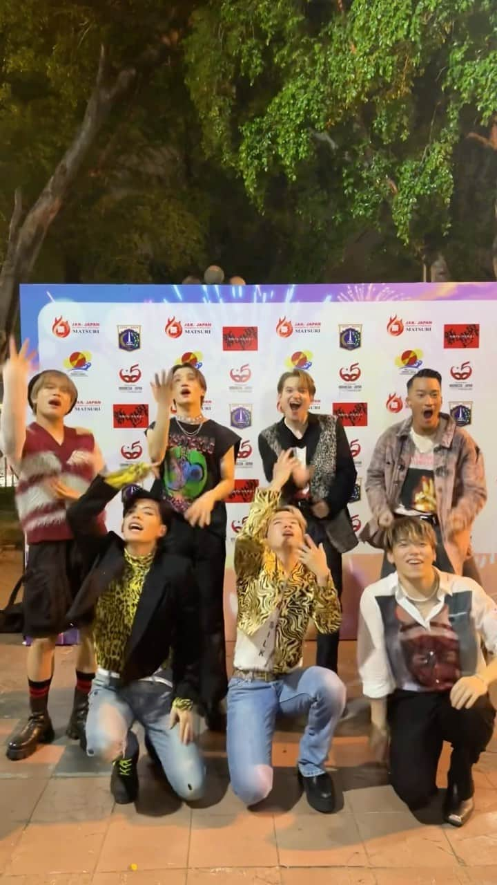 BALLISTIK BOYZ from EXILE TRIBEのインスタグラム：「PSYCHIC FEVER × BALLISTIK BOYZ Terminator dance💚🧡  #PSYCHICFEVER #BALLISTIKBOYZ @ballistik_fext #PSYCHICFEVERatJAKARTA #PSYCHICFEVERIndonesia #dancechallenge #Terminator #TerminatorDance #KingPromise」