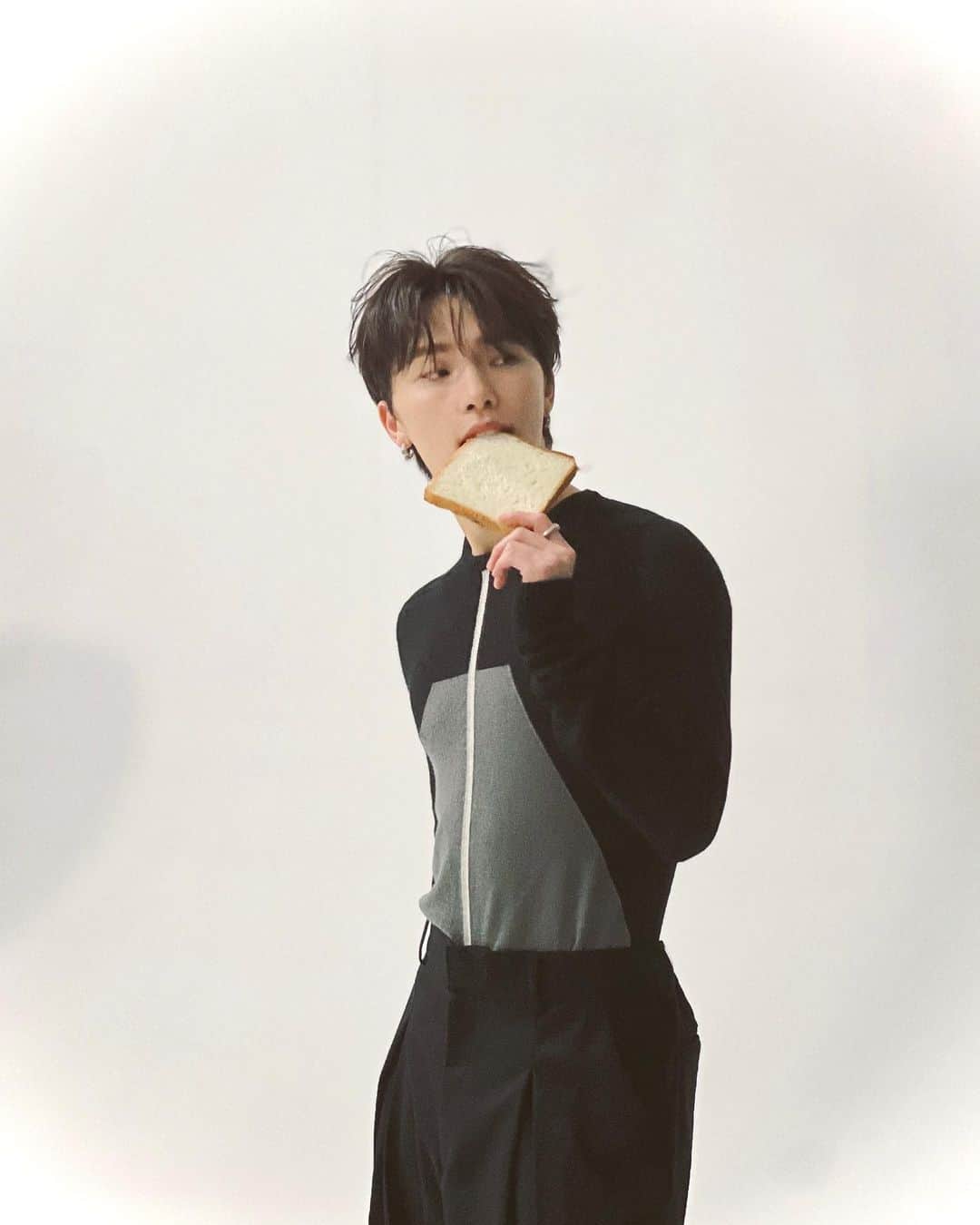 ディノさんのインスタグラム写真 - (ディノInstagram)「behind📸  @arenakorea」11月21日 18時58分 - feat.dino