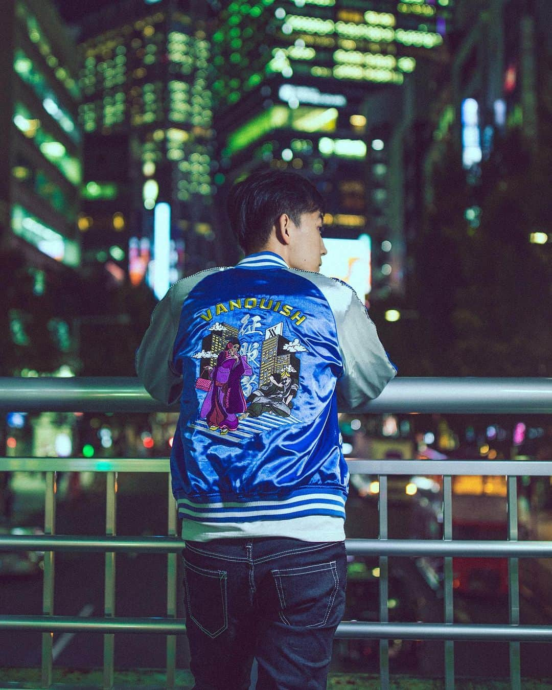 ヴァンキッシュのインスタグラム：「VANQUISH Winter Collection 2023.  Available Now.  ▪️Ukiyoe Tourist souvenir Jacket[VJJ083]  #vanquish」