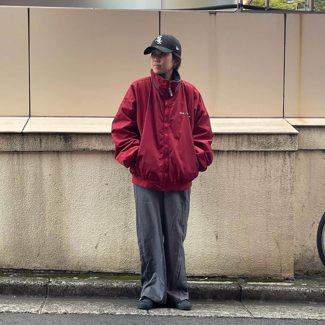 原宿シカゴさんのインスタグラム写真 - (原宿シカゴInstagram)「#原宿シカゴ原宿店   [Columbia item]  皆様はゴアテックスやヒートテックに並ぶ、Columbia社が使用している〇〇テックをご存知でしょうか？  その名もオムニテック！！！  他のテック素材と引けを取らない性能を持っていて、尚且つ安価でデザイン性の豊かさが特徴です！  当店ではColumbia社のオムニテックアイテムを多数取り揃えております！！是非、当店でお確かめになってください！！ 皆様のご来店、お待ちしております🙇🏻‍♂️  【アクセス】 東京都渋谷区神宮前6-31-15 2F ℡03-6727-5505 営業時間 11時〜20時 JR原宿駅東口から徒歩3分 東京メトロ明治神宮前駅3番出口から徒歩2分   #columbia  #outdoor  #omnitech  #fyp#necktie#accessory#celine#burberry#ysl#givenchy#valentino#chanel#japantrip#japantravel#フルジョ#フルダン#下北沢#吉祥寺#京都#原宿 #autumn#fashion#harajuku#harajukuchicago#used#vintage #데일리룩  #옷스타그램」11月21日 19時28分 - harajukuchicago_official