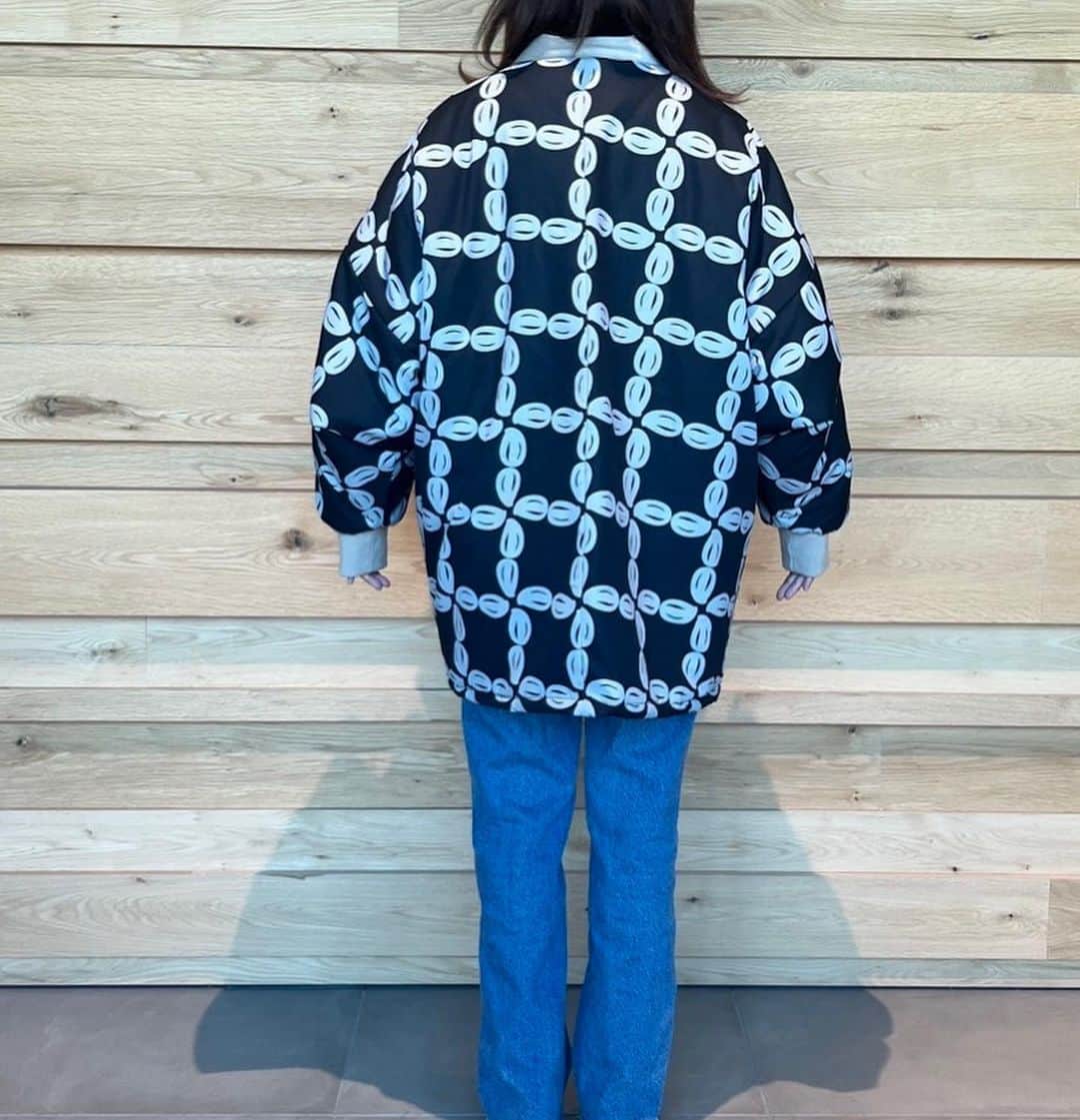 里田まいさんのインスタグラム写真 - (里田まいInstagram)「Lサイズ着用 160センチ 女性🙋‍♀️  男女兼用ならLかな！？」11月21日 19時50分 - maisatoda_official