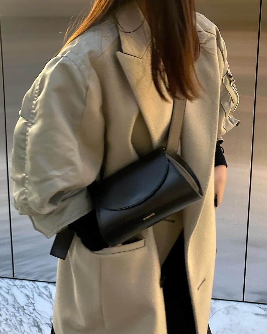 ARISA（和田有沙）のインスタグラム：「まつぱ→カフェ→買い物→美容院→ ラーメン(しっかり替玉)→買い物→焼肉🥩ㅤㅤㅤㅤㅤㅤㅤㅤㅤㅤㅤㅤㅤ ㅤㅤㅤㅤㅤㅤㅤㅤㅤㅤㅤㅤㅤ という最高の１日だった土曜日🥹ㅤㅤㅤㅤㅤㅤㅤㅤㅤㅤㅤㅤㅤ ㅤㅤㅤㅤㅤㅤㅤㅤㅤㅤㅤㅤㅤ しっかりオフの日を作るのは大事😌 だけど👭の様子をひたすらラインで聞く私です😉 次の日はパパが１日オフの日でした🤞」