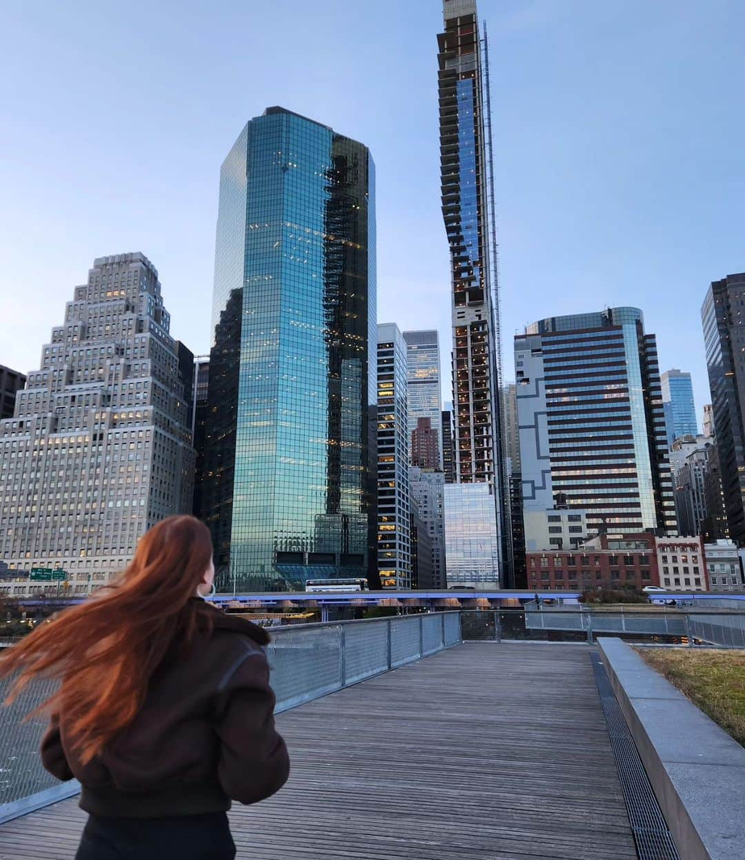 ゴーダ・ブトクテさんのインスタグラム写真 - (ゴーダ・ブトクテInstagram)「Happy in New York 🍎 . . . . #newyorkcity #newyork #tourlife」11月21日 11時22分 - godabutkute