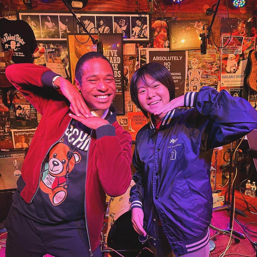 かねあいよよかのインスタグラム：「Went to @bakedpotatojazzclub last night to see @antijacobclub . But I was blown away by the entire @paulperess band's performance! I want to thank them for a very pleasant hour and a half. Thank you! I would love to see them again. @franciscofattoruso   #antijacob #paulperess #paulperessproject #bakedpotatojazzclub #losangeles #yoyoka」