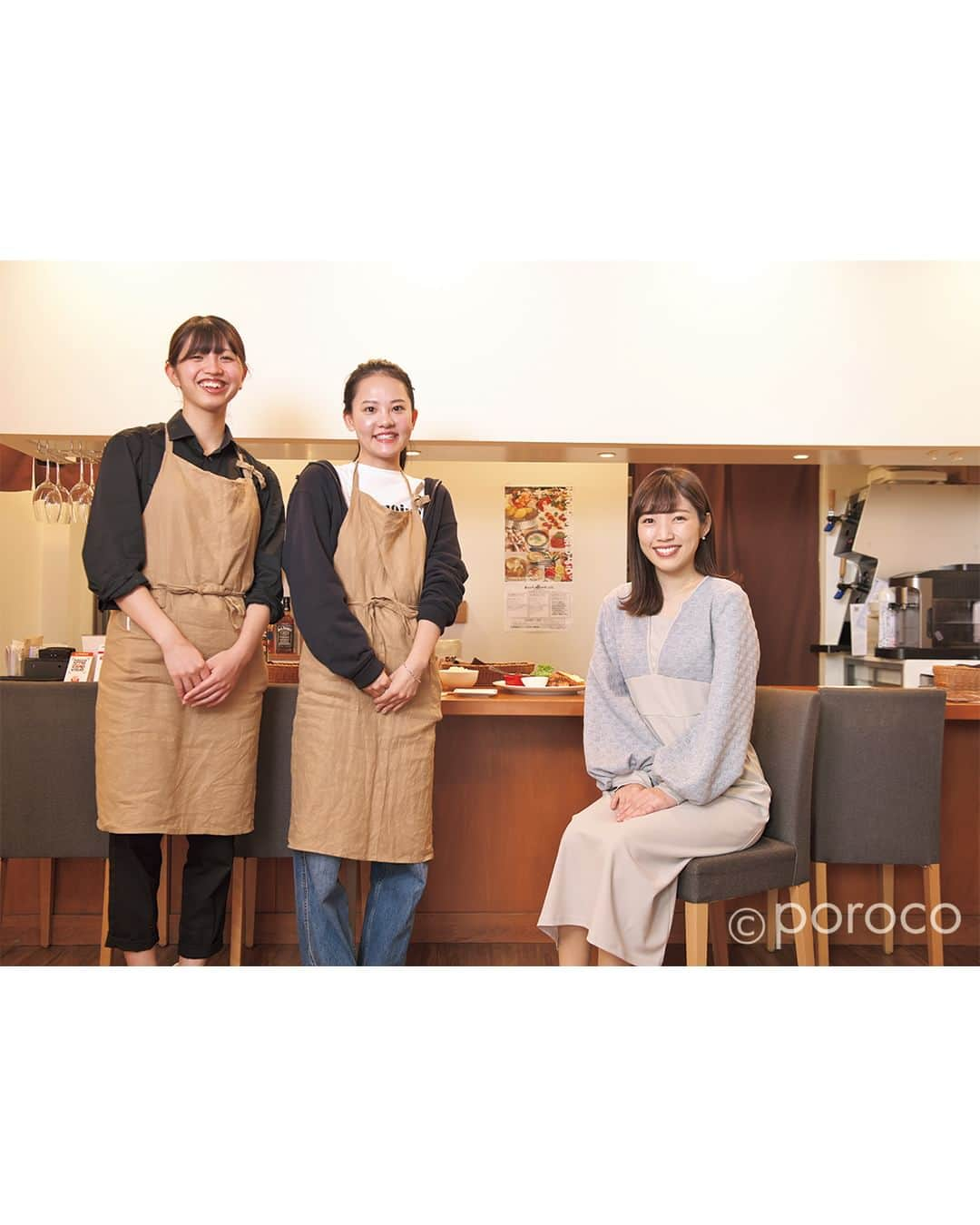 poroco（ポロコ）さんのインスタグラム写真 - (poroco（ポロコ）Instagram)「HBCアナウンサー森田絹子さんオススメ ソロランチ🍽️ ～旅のとちゅうで空を見あげたら あたたかい風が吹いてきた～  人気の連載企画「気ままに美味しく 森田絹子のソロランチのススメ」。  HBCアナウンサーの森田絹子さんは、“ソロ活”が好きで、ランチのほかにも映画やカラオケなども一人で楽しんでいる、いわば“ソロ活”のプロ✨ そんな森田さんが休日や仕事の合間に“ほっと一息” “美味しさに癒される”、一人でも入りやすいお店を紹介しています💁‍♀️  第20回目は「旅のとちゅうで空を見あげたら あたたかい風が吹いてきた」の「お得なハンバーグプラス定食」1,100円を紹介します😋  北海道産の豚肉をお店でミンチにしてつくるハンバーグは、アツアツの肉汁があふれ出し、粗挽き肉ならではの肉々しさも感じられます。 ハンバーグのほか、揚げもの、カレー、サラダがワンプレートで味わえる「お得なハンバーグプラス定食」がオススメです👍✨  ぜひ、みなさんも訪れてみて♪  詳しくはポロコ12月号20ページを見てね。  写真は、森田絹子アナウンサーのオススメメニューとお店の様子をお見せします。  森田さん @hbc_moritakinukoと 「今日ドキッ！」@hbc_kyodoki のインスタもチェックしてね。  ●旅のとちゅうで空を見あげたら あたたかい風が吹いてきた 📱011-590-4886 📍札幌市中央区北3条東3丁目1-29 酒井ビル1F 🚇地下鉄バスセンター前駅5番出口より約8分 🕚L 月～水曜・金曜11:00～15:00  Lo14:30D、火～土曜17:00～22:00 Lo21:00 定休日：日曜 席数：16席（禁煙） Instagram：@tabizora_kaze  Photo①②③ by　CLUTCH  #ランチ #lunch #ソロランチ #札幌ランチ #札幌グルメ #オフィス街ランチ #ソロ活 #ソロ #おひとりさま #おひとりさま女子 #旅のとちゅうで空を見あげたらあたたかい風が吹いてきた #ハンバーグ #カレー #大通りランチ #バスセンター前 #創成川イースト #北海道 #さっぽろ #札幌グルメ #グルメ #札幌 #札幌中央区 #森田絹子 #アナウンサー #今日ドキッ #もんすけ #hbc #poroco #ポロコ」11月21日 11時51分 - poroco_magazine