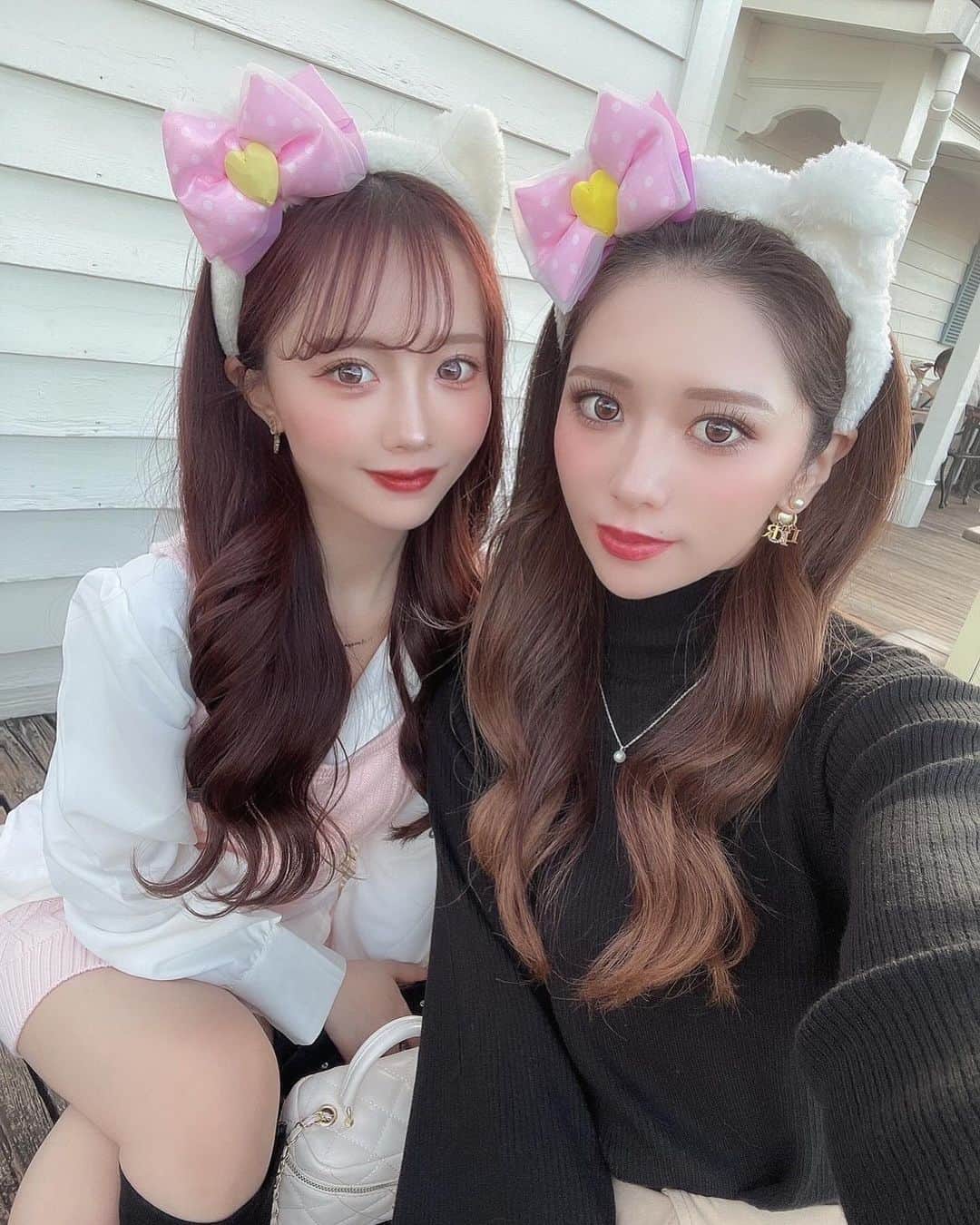 川猿てるみのインスタグラム：「. キティーちゃん🎀 毎月ユニバは恒例になってきそう🙈💕 この日はティナ姫にあってユニバいって 充実しすぎてた🫣 そして毎回可愛くて、 見ては可愛い〜て癒されてます（笑）  また近々だね🩷  #ユニバ #ユニバコーデ #usj」