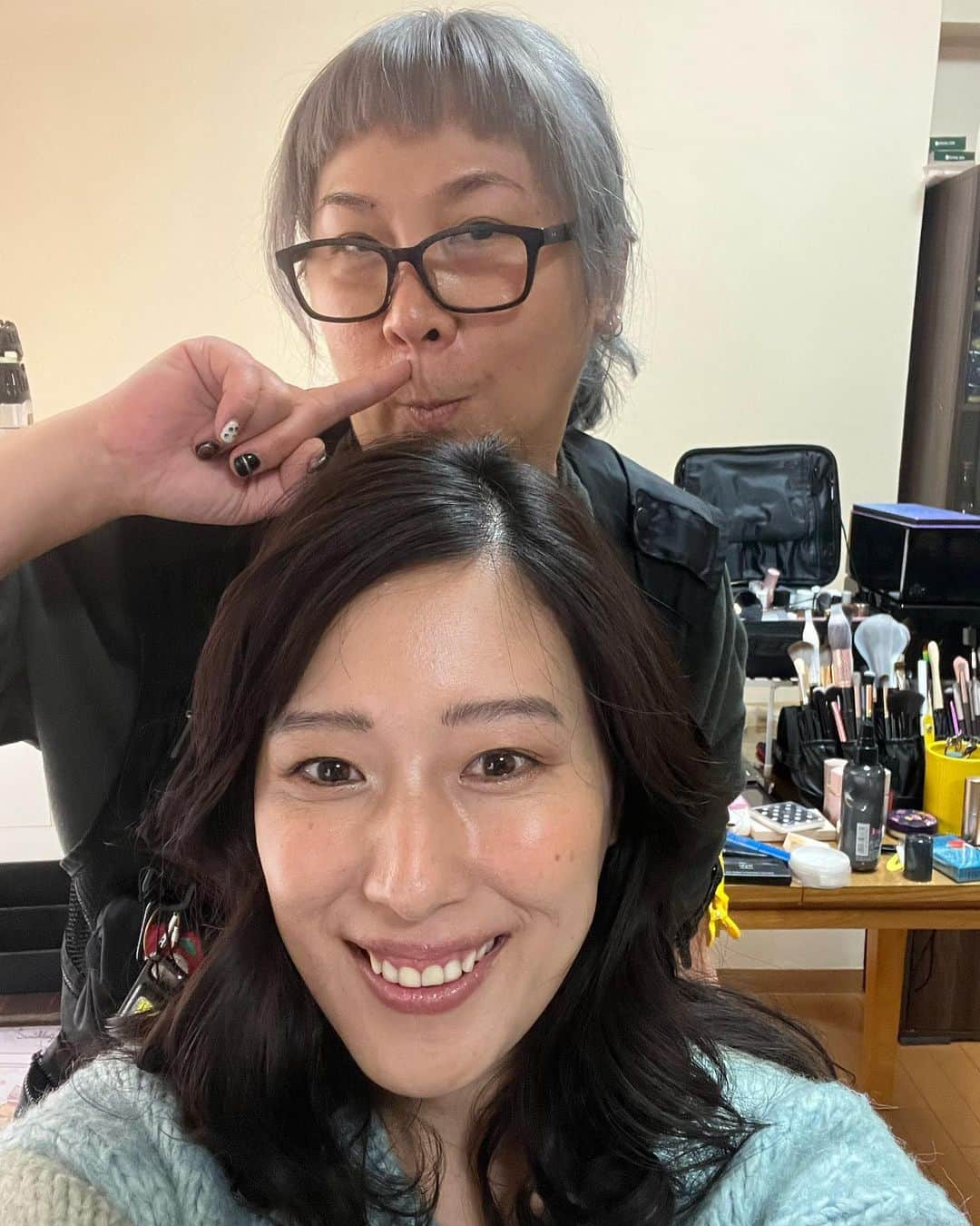 澤真希（小澤真貴子）さんのインスタグラム写真 - (澤真希（小澤真貴子）Instagram)「美名子ちゃんにヘアメイクしてもらいました😍私の顔の特徴をちゃんと分かってメイクしてくれる💄 そして私が普段好きな肌に良いメイク品を使ってる👀 ありがとう！ @minako.51   #澤真希 #女優　#japaneseactress  #actress #instajapanese  #japan #shooting #japanesemovie #撮影現場 #映画撮影　#ドラマ撮影　#film #movie 　#japan #japanphotography #portrait #ポートレート #ポートレート好きな人と繋がりたい  #ヘアメイク #hair」11月21日 12時24分 - sawa.maki.official