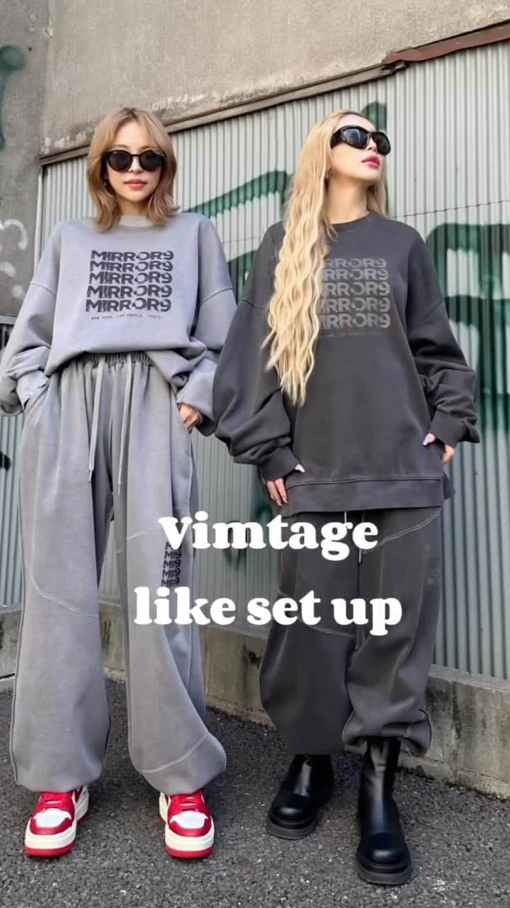 Select Shop MIRROR9のインスタグラム：「. Vintage like set up ¥23,100(tax in) オーバーシルエットのヴィンテージ加工デザインのセットアップ。ユニセックスサイズでパンツの裾とウエストは調節可能◎ charcoal/gray 2カラーございます。  #MIRROR9 #ミラーナイン」