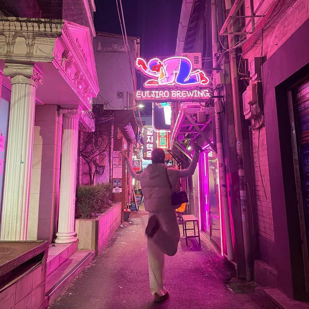 チョン・ユミさんのインスタグラム写真 - (チョン・ユミInstagram)「오랜만에 도시에서 만나 신난.👯‍♀️ #우씨왕후#순이와유이😝」11月21日 13時55分 - yum_yum