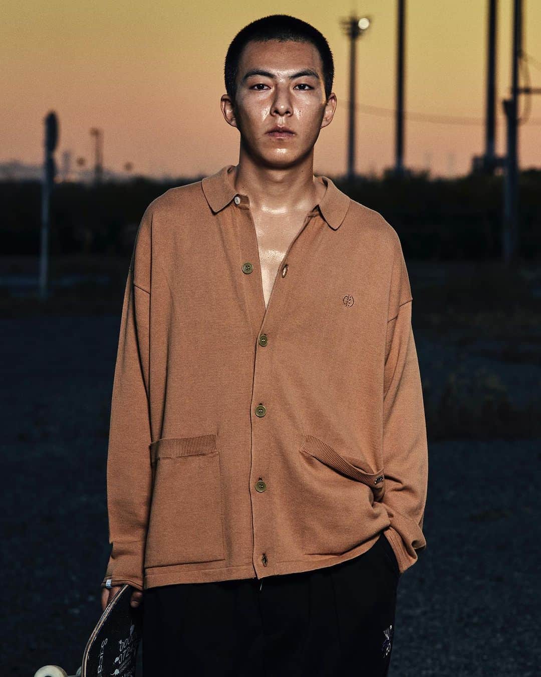デラックスのインスタグラム：「@deluxe_jp 20th anniversary collabo  Online Release Date : 25th (Sat) 12:00pm Nov 2023」