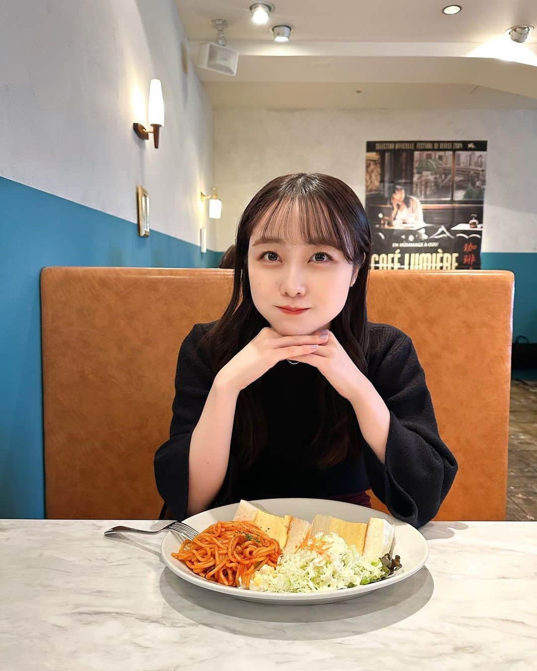 志賀可奈子さんのインスタグラム写真 - (志賀可奈子Instagram)「マドラグランチ🍝  持てないくらい大きいたまごサンドが来て幸せやった🧒🏻💛  #喫茶マドラグ」11月21日 20時16分 - kanapan_ya