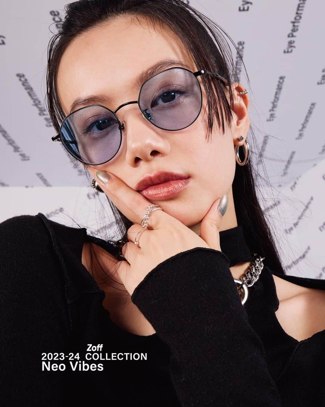 泉はるさんのインスタグラム写真 - (泉はるInstagram)「Zoff‼︎ (@zoff_eyewear) AW collection👓  AD: Yudai Tanaka Ph: Houmi Sakata Sty: Yoko Irie HM: Katsuyoshi Kojima」11月21日 20時19分 - haruppp717