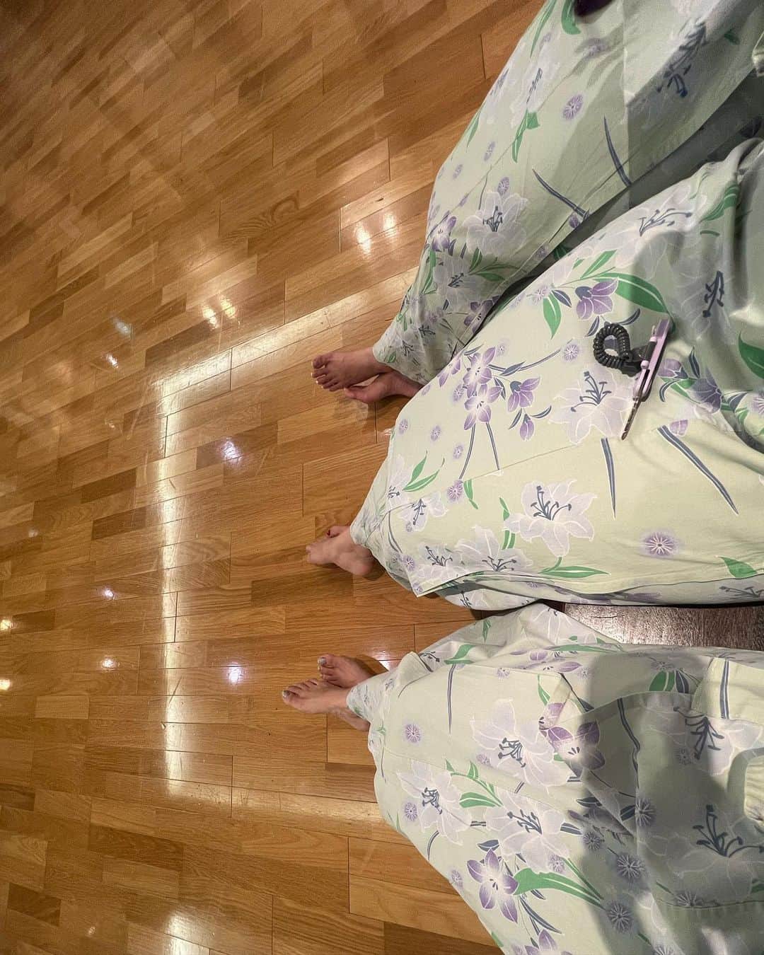 西村まどかさんのインスタグラム写真 - (西村まどかInstagram)「山登り⇨温泉⇨ビール 世界一美味しかった〜 日帰りとは思えない充実度でした。  結局摂取カロリーの方が多かったな🫠  寒暖差と乾燥で喉がやられそうです、、 土日は急激に冷え込むそうなので気をつけてね🍵  ㅤㅤㅤㅤㅤㅤㅤㅤㅤ #箱根湯本 #天成園 #金時山  #浴衣 #日帰り温泉 #箱根」11月21日 15時33分 - madoka_nsmr