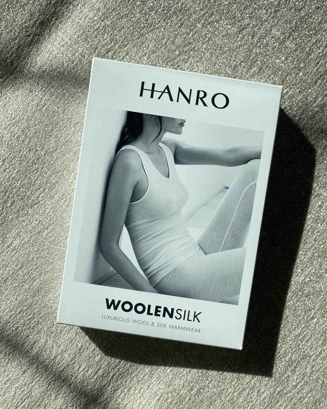 原幹恵のインスタグラム：「ずっと好きで何年も愛用しているHANRO✨  肌ざわりが本当に気持ち良いんです💕  ポップアップイベントが東京と大阪で開催させるみたい🌈✨ 行かなきゃ〜🥳  #PR #HANRO #hanro #wacol_imports」