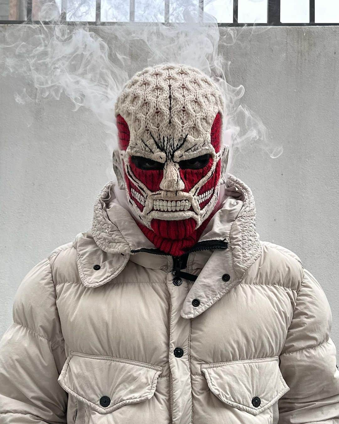 9GAGさんのインスタグラム写真 - (9GAGInstagram)「Hand-stitched Colossal Titan balaclava🤯 🧵 by @jaffasaba  - #attackontitan #AOT #balaclava #colossaltitan #talent #awesome #impressive #9gag」11月21日 16時00分 - 9gag