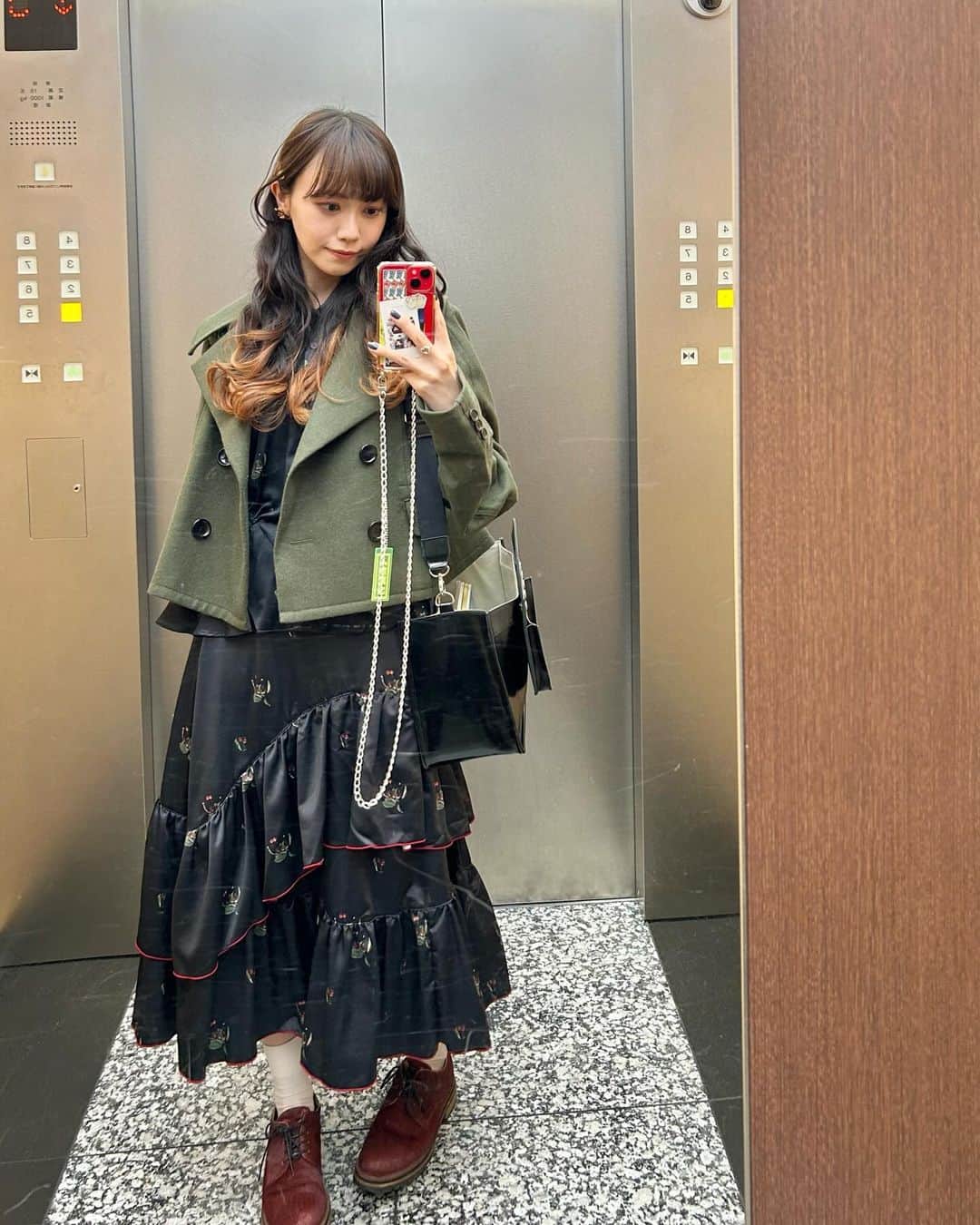 齋藤明里のインスタグラム：「. 冬の装い☃❄  #tricotcommedesgarcons #ヴァンサントみたいに蒼い」