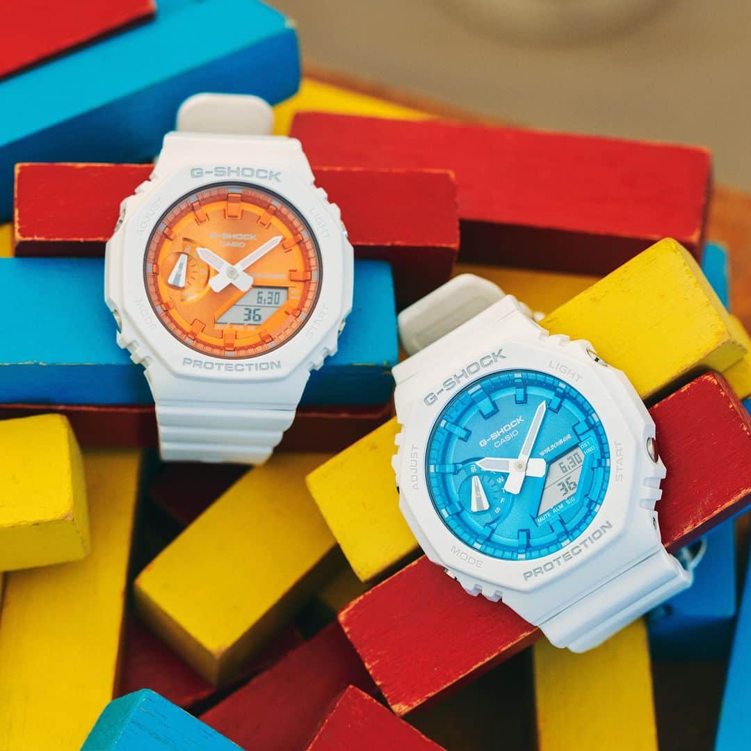 G-SHOCKさんのインスタグラム写真 - (G-SHOCKInstagram)「Vivid memories with G-SHOCK  ホリデーシーズンを鮮やかに彩る限定コレクション「PRECIOUS HEART SELECTION」。  まるでパーティの装飾の一部のように手元を彩るNewコレクション。文字盤と液晶には高輝度なLEDライトが仕込まれているから、暗くなっても時計が確認できない、なんて心配はありません。   店舗ではG-SHOCKをお買い上げの方にオリジナルウィンターグッズがあたる「WINTER CAMPAIGN」も実施中。  詳しくはストーリーズのリンクから @houyhnhnm_official の記事をチェック。  #g_shock #preciousheartselection #pairmodel #houyhnhnm」11月21日 17時00分 - gshock_jp