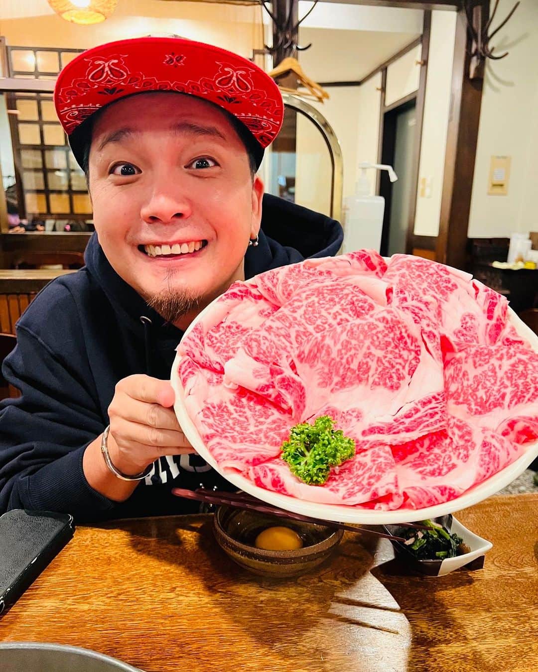 SHOGOさんのインスタグラム写真 - (SHOGOInstagram)「ニホンハナンデモオイシイネ😋  #175R #SHOGO」11月21日 16時55分 - 175r_official