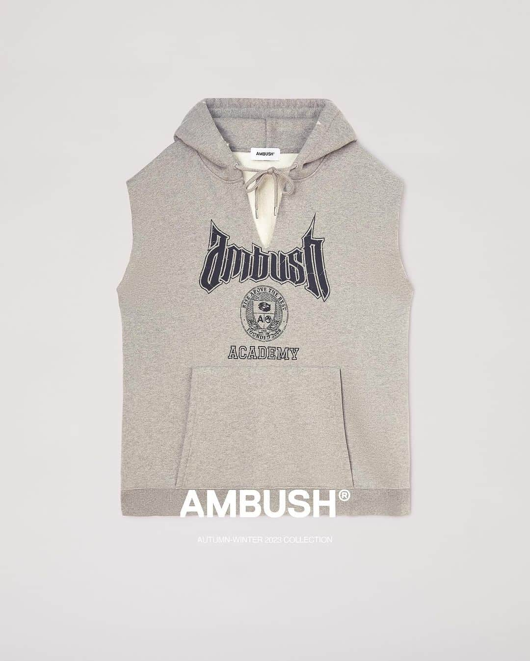 AMBUSHさんのインスタグラム写真 - (AMBUSHInstagram)「Now enrolling: #AMBUSH Academy. New unisex graphic hoodies and crewnecks available at our WEBSHOP and WORKSHOP」11月21日 17時28分 - ambush_official