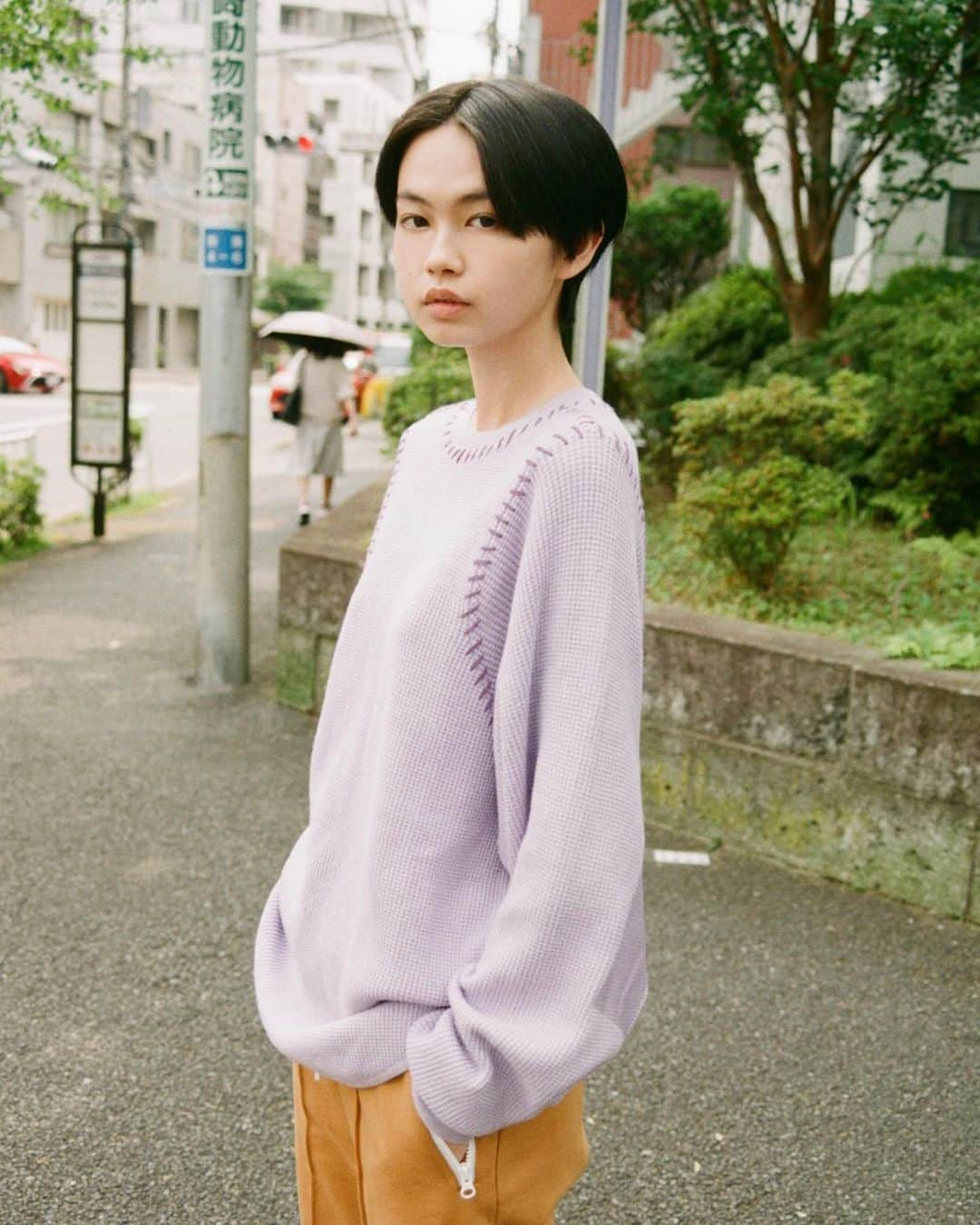 sodukさんのインスタグラム写真 - (sodukInstagram)「fall winter 23 collection zoe wears thermal knit pullover.  #soduk #soduk23fw」11月21日 17時42分 - soduk_official